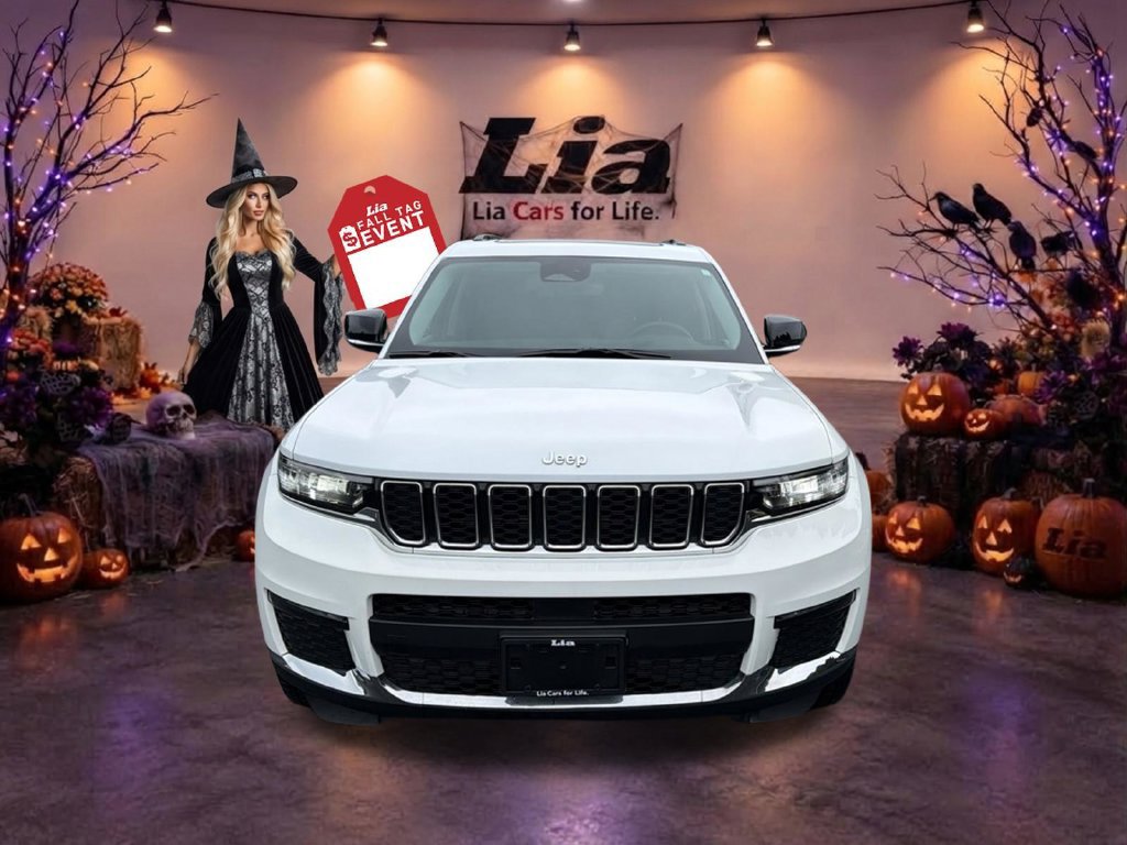 Used 2023 Jeep Grand Cherokee L Limited AWD/4WD image 9