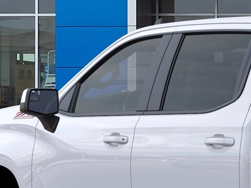 New 2026 Chevrolet Silverado 1500 LT w/ Z71 Off-Road Package AWD/4WD image 12