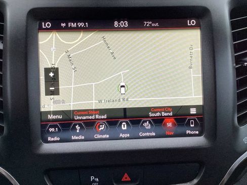 Used 2019 Jeep Cherokee Trailhawk AWD/4WD image 20