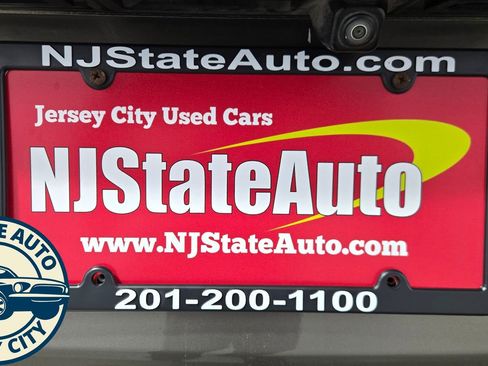 Used 2018 BMW 530i xDrive w/ Premium Package image 33