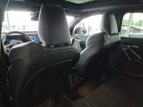 New 2026 BMW X2 xDrive28i w/ M Sport Package AWD/4WD image 16