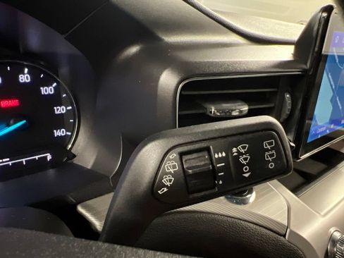 Certified 2023 Ford Explorer XLT w/ Equipment Group 202A AWD/4WD image 15