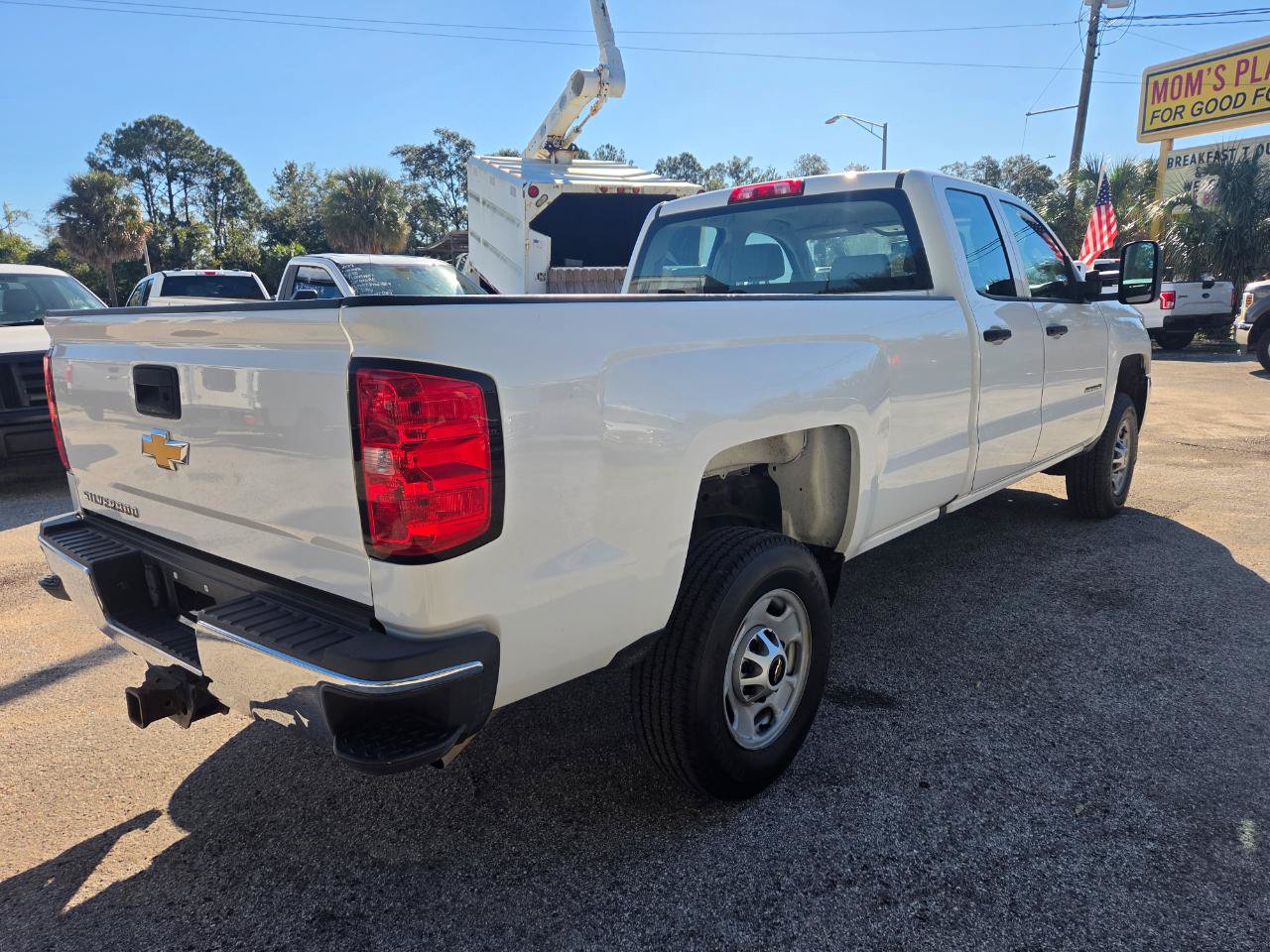 Used 2019 Chevrolet Silverado 2500 W/T RWD image 6
