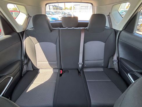 Used 2025 Kia Soul LX w/ LX Technology Package FWD image 37