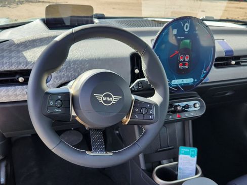 New 2026 MINI Cooper 2-Door Hardtop image 10