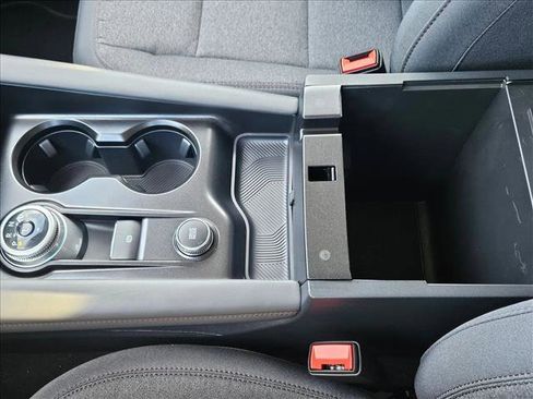 New 2026 Ford Explorer Active image 14