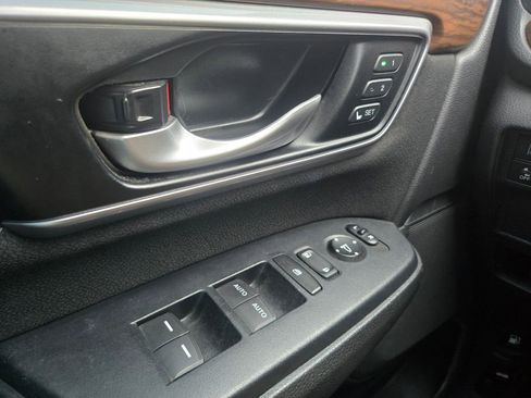 Used 2021 Honda CR-V EX image 11
