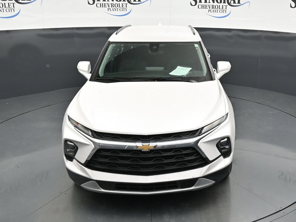 Used 2025 Chevrolet Blazer LT w/ Sound & Technology Package FWD image 19