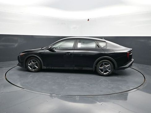 Used 2025 Kia K4 FWD image 5