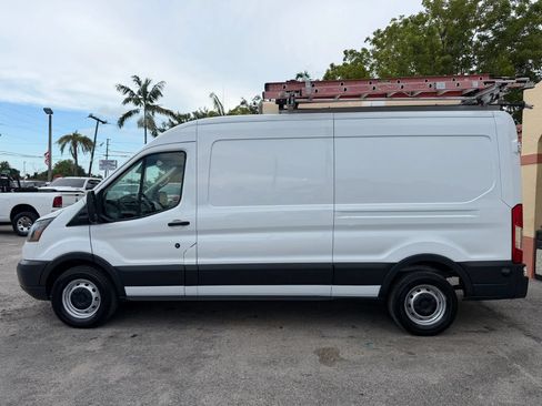 Used 2018 Ford Transit 250 148 Medium Roof RWD image 3
