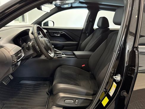 Certified 2025 Acura ADX A-Spec image 13