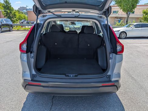 Used 2024 Honda CR-V LX image 9