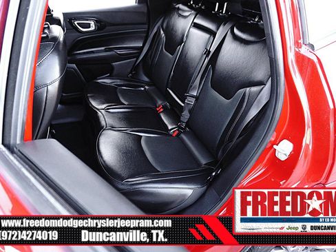 Certified 2023 Jeep Compass Limited image 14