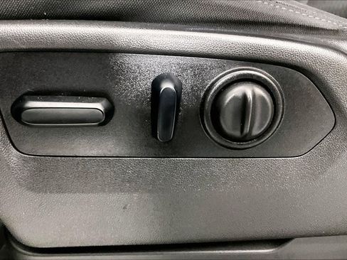 Used 2021 Chevrolet Silverado 1500 RST w/ Bed Protection Package image 34