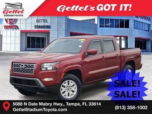 Used 2022 Nissan Frontier SV image 1