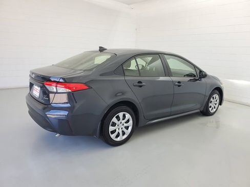 Used 2026 Toyota Corolla LE FWD image 5