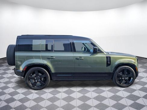 New 2026 Land Rover Defender 110 X-Dynamic SE AWD/4WD image 6