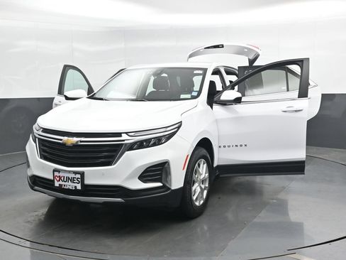 Used 2024 Chevrolet Equinox LT AWD/4WD image 48
