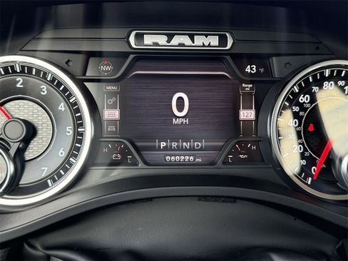 Used 2022 RAM 1500 Laramie image 40