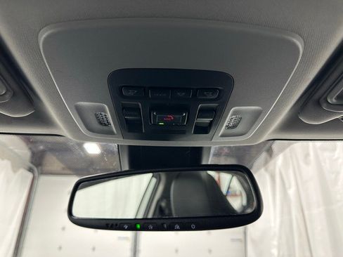 Used 2022 Toyota Camry SE image 35