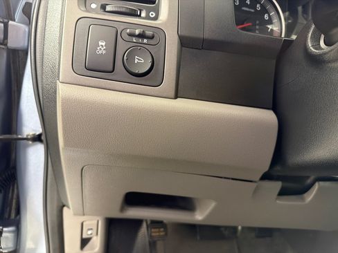 Used 2010 Honda CR-V EX image 14