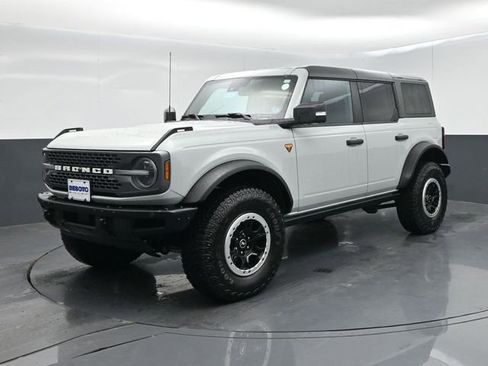 Certified 2024 Ford Bronco Badlands AWD/4WD image 4