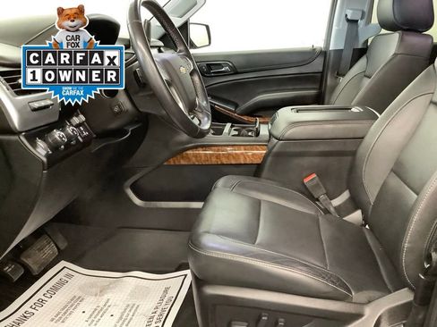 Used 2020 Chevrolet Tahoe Premier w/ RST 6.2L Performance Edition AWD/4WD image 13