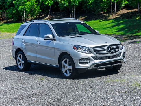 Used 2017 Mercedes-Benz GLE 350 GLE 350 w/ Premium 1 Package image 12