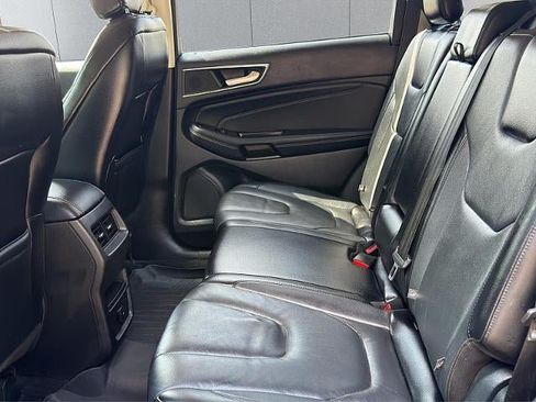 Used 2018 Ford Edge Titanium AWD/4WD image 21