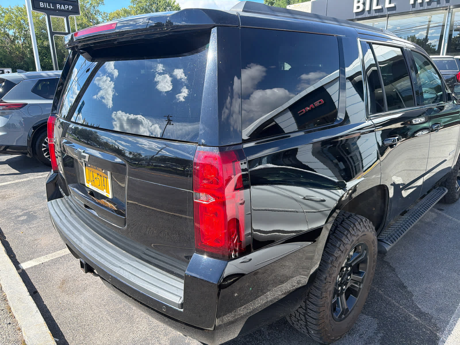 Used 2018 Chevrolet Tahoe LS AWD/4WD image 1
