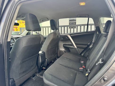 Used 2018 Toyota RAV4 LE w/ All Weather Liner Package AWD/4WD image 12