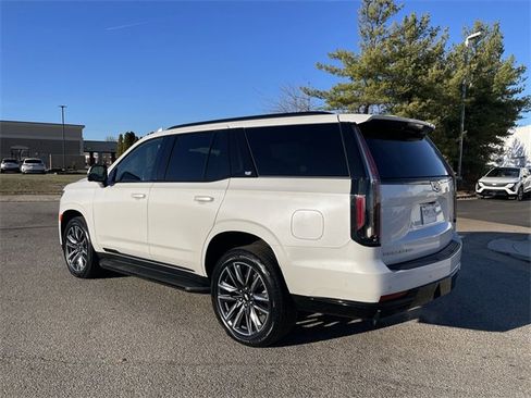 Used 2021 Cadillac Escalade Sport image 3