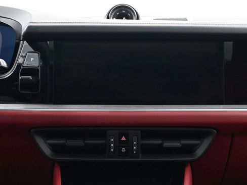 Certified 2026 Porsche Cayenne Coupe image 11