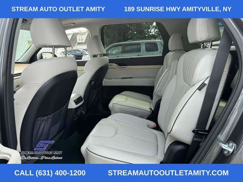 Used 2025 Hyundai Palisade Limited image 13