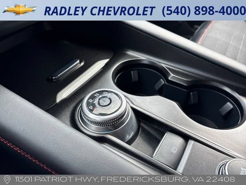 Used 2025 Ford Explorer ST-Line w/ ST-Line Street Pack AWD/4WD image 11