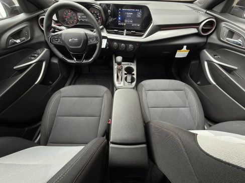 New 2026 Chevrolet Trax RS FWD image 10