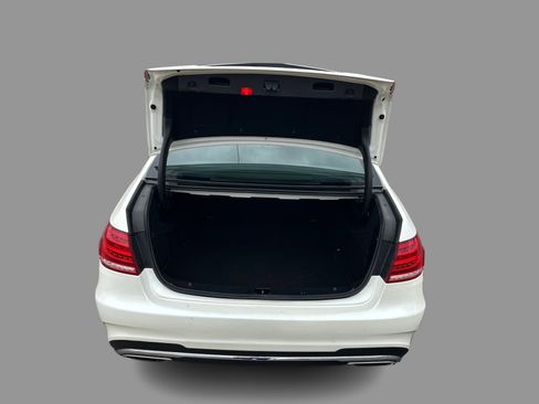 Used 2014 Mercedes-Benz E 550 Sport image 37