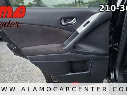 Used 2013 Nissan Murano SV w/ Value Pkg FWD image 30