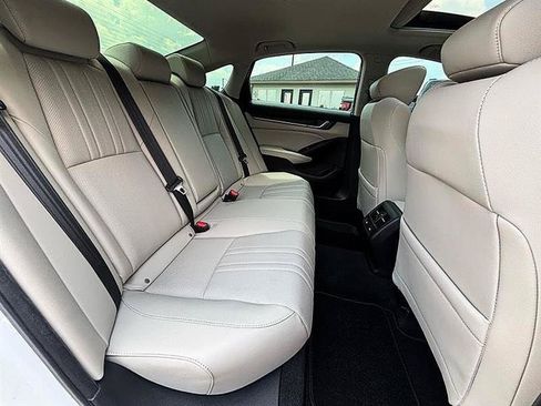 Used 2021 Honda Accord Touring image 43