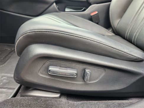 Certified 2024 Honda HR-V EX-L image 23