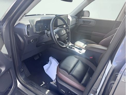 Used 2025 Ford Bronco Sport Outer Banks w/ Outer Banks Tech Package+ AWD/4WD image 11