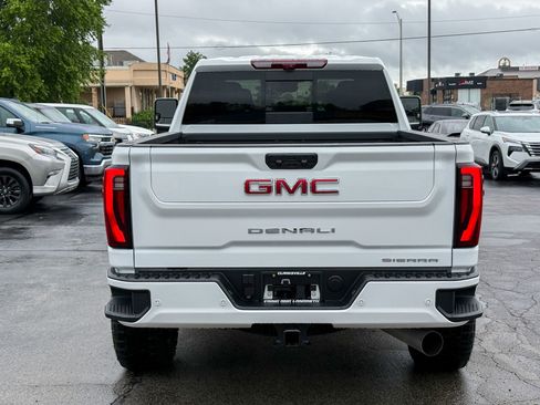 Used 2026 GMC Sierra 2500 Denali w/ Technology Package AWD/4WD image 16