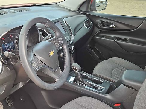 Used 2024 Chevrolet Equinox LT FWD image 11