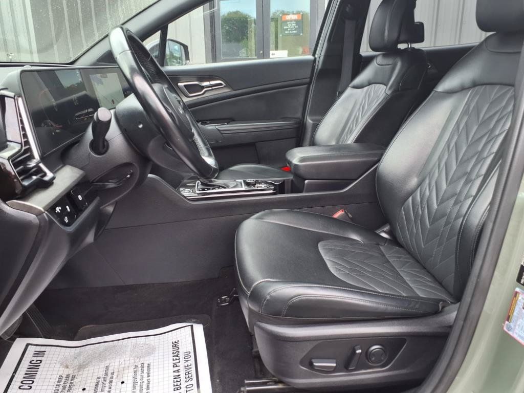 Used 2023 Kia Sportage X-Line w/ X-Line Premium Package AWD/4WD image 7