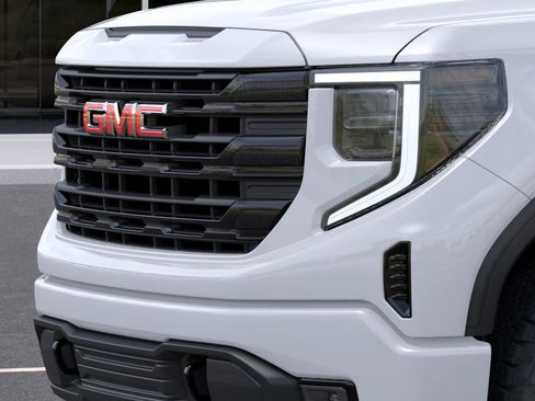 New 2026 GMC Sierra 1500 Elevation w/ X31 Off-Road Package AWD/4WD image 40