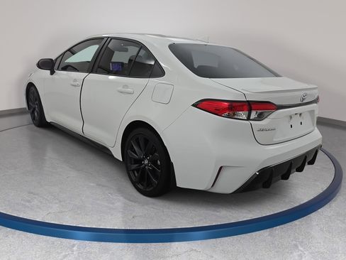 Used 2024 Toyota Corolla SE FWD image 7