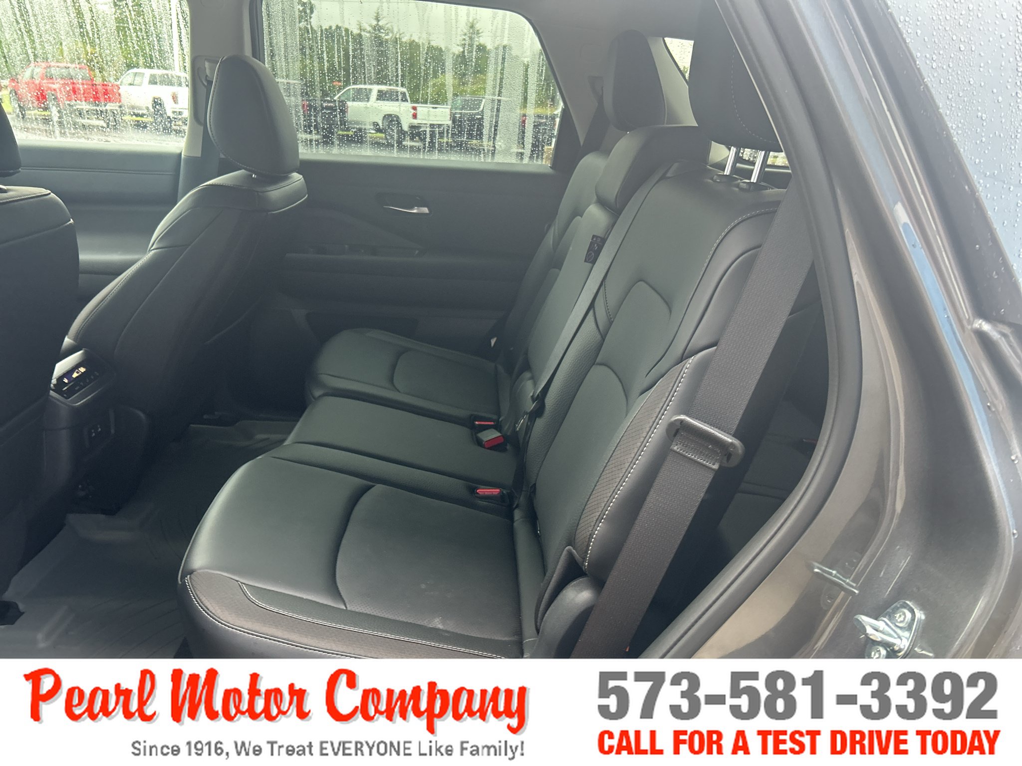 Used 2026 Nissan Pathfinder SL w/ Cargo Package AWD/4WD image 21