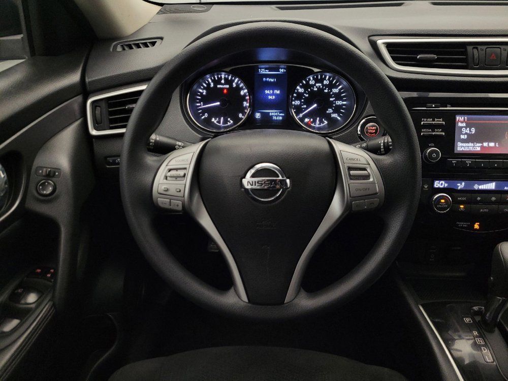 Used 2016 Nissan Rogue SV FWD image 22