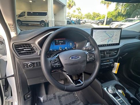 Certified 2024 Ford Escape SE w/ PHEV Premium Package FWD image 35