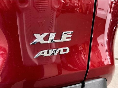 Used 2023 Toyota RAV4 XLE w/ Convenience Package AWD/4WD image 10